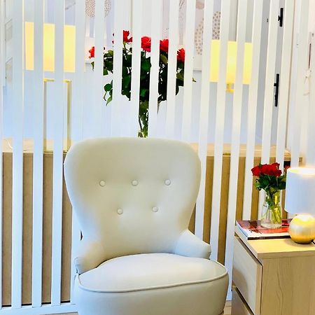 Apartament W Centrum Miasta Z Darmowym Parkingiem Dla Dwojga -Apartamenty Pod Zlotym Lwem Kłodzko Eksteriør billede